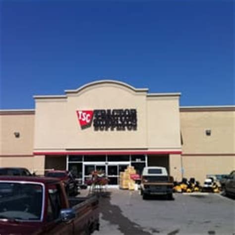 Tractor supply henderson tn - Tractor Supply Co. at 911 Center Point Rd, Hendersonville, TN 37075 - ⏰hours, address, map, directions, ☎️phone number, customer ratings and reviews.